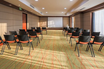 Ghl Hotel Capital
