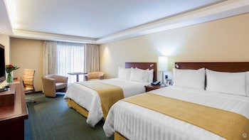 Ghl Hotel Capital