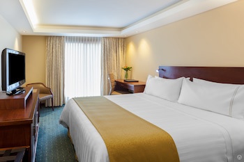 Ghl Hotel Capital