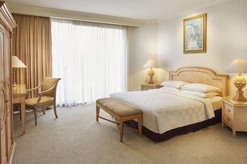 Aryaduta Suites Semanggi