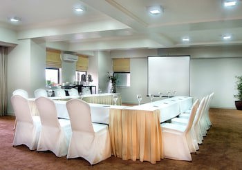 Aryaduta Suites Semanggi