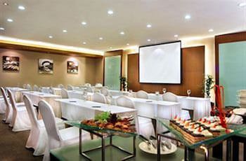 Aryaduta Suites Semanggi