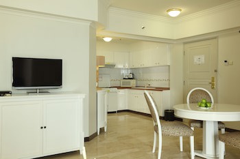 Aryaduta Suites Semanggi