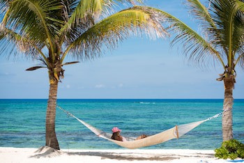 Wyndham Reef Resort Grand Cayman