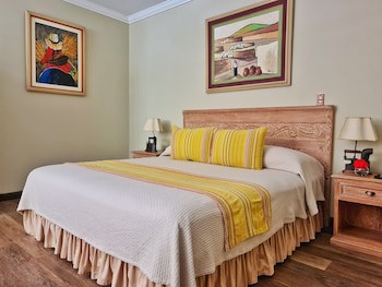 Antigua Miraflores Hotel
