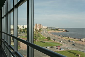 Nh Montevideo Columbia