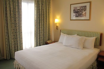 Merdeka Palace Hotels & Suites