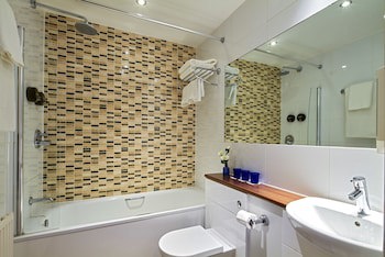 Mandolay Hotel Guildford