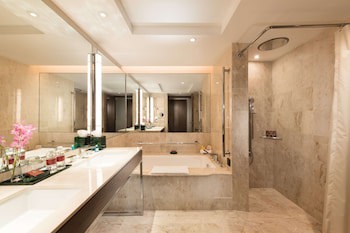 Conrad Centennial Singapore