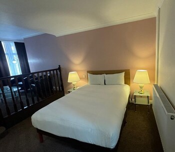 Britannia Sachas Hotel