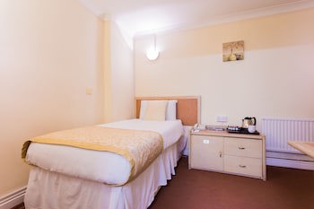 Gardens Hotel