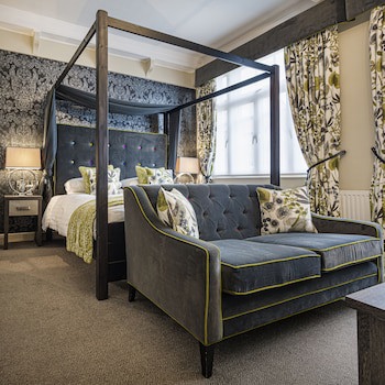 The Royal Oak Hotel, Welshpool, Mid Wales