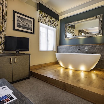 The Royal Oak Hotel, Welshpool, Mid Wales