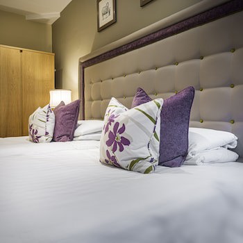 The Royal Oak Hotel, Welshpool, Mid Wales