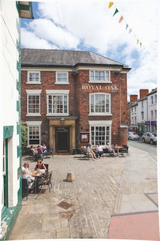 The Royal Oak Hotel, Welshpool, Mid Wales