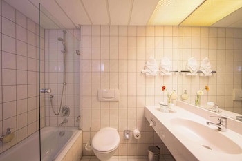 Lindner Hotel Frankfurt Hochst, part of JdV by Hyatt galeri fotoğrafı