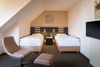 Lindner Hotel Frankfurt Hochst, part of JdV by Hyatt galeri fotoğrafı