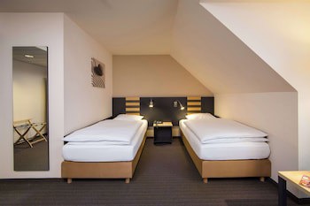 Lindner Hotel Frankfurt Hochst, part of JdV by Hyatt galeri fotoğrafı