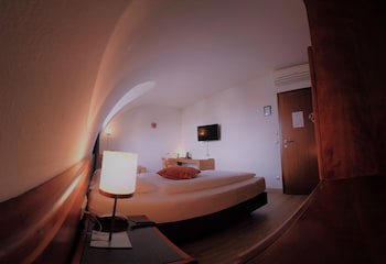 Skycity Hotel Atrigon