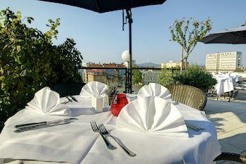 Skycity Hotel Atrigon