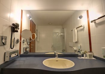 Skycity Hotel Atrigon