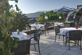 Skycity Hotel Atrigon