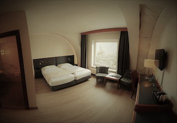 Skycity Hotel Atrigon