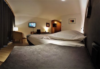 Skycity Hotel Atrigon