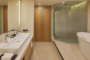 Banyan Tree Bangkok