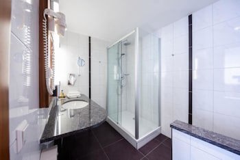Kronenhotel Stuttgart fotoğrafı