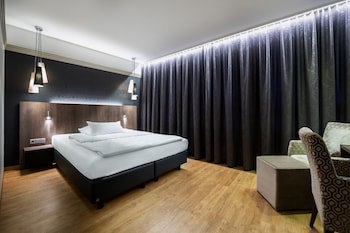 Kronenhotel Stuttgart galeri fotoğrafı