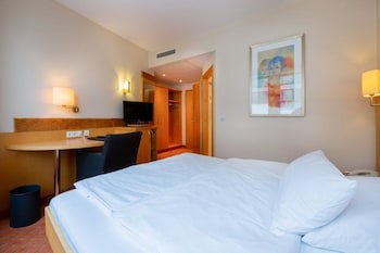 Kronenhotel Stuttgart galeri fotoğrafı