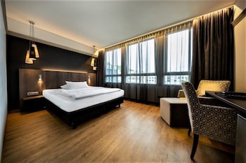 Kronenhotel Stuttgart galeri fotoğrafı