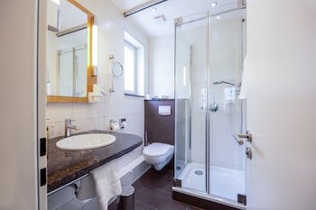 Kronenhotel Stuttgart galeri fotoğrafı
