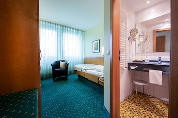Kronenhotel Stuttgart galeri fotoğrafı