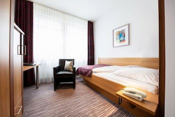 Kronenhotel Stuttgart galeri fotoğrafı