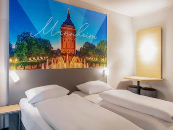 B&B HOTEL Mannheim-City galeri fotoğrafı