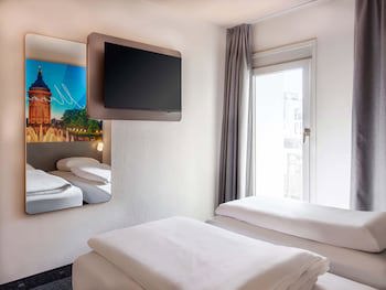 B&B HOTEL Mannheim-City galeri fotoğrafı