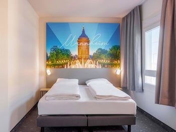 B&B HOTEL Mannheim-City galeri fotoğrafı
