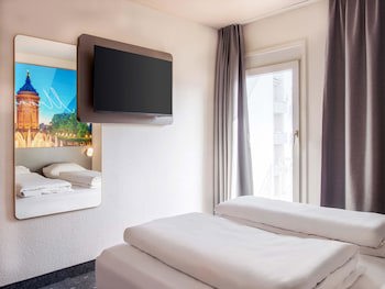 B&B HOTEL Mannheim-City galeri fotoğrafı