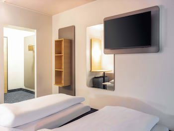 B&B HOTEL Mannheim-City galeri fotoğrafı