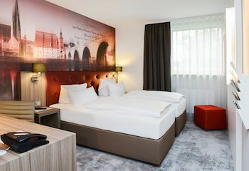 Atrium im Park Hotel Regensburg galeri fotoğrafı