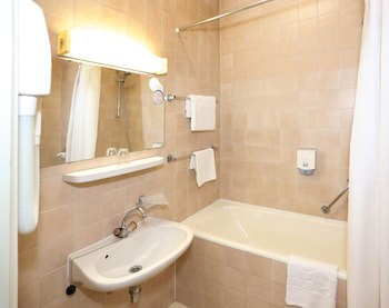 Hotel Raba City Center