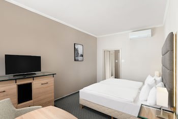 Hotel Raba City Center