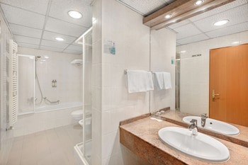 Hotel Raba City Center