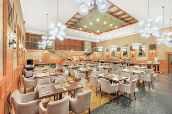 Hotel Raba City Center