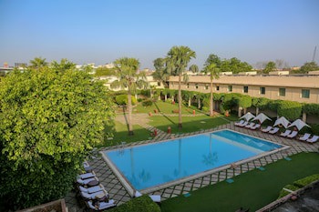 Trident, Agra