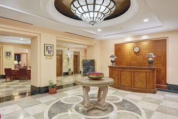 Cama Hotel