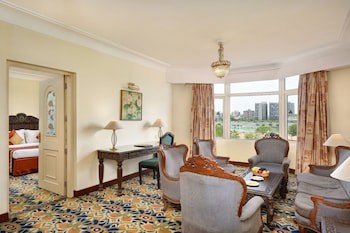 Cama Hotel