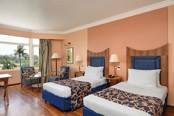 Cama Hotel